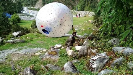 Zorbing-experience-Solang-Valley-450